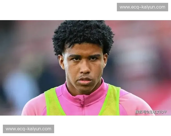 星条旗下的博弈与运筹:当波切蒂诺的美国队遇见巴拿马的坚韧 星条旗下的博弈与运筹:当波切蒂诺的美国队遇见巴拿马的坚韧